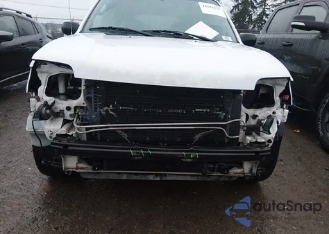 2001 Ford Escape Xlt from USA, damaged, VIN 1FMYU03121KF44755